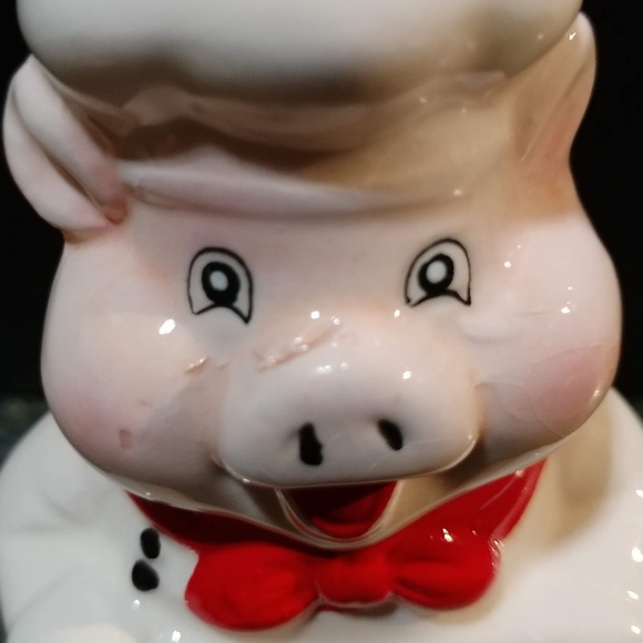 NWOT Salt & Pepper Shakers Chef Pigs - Picture 5 of 6